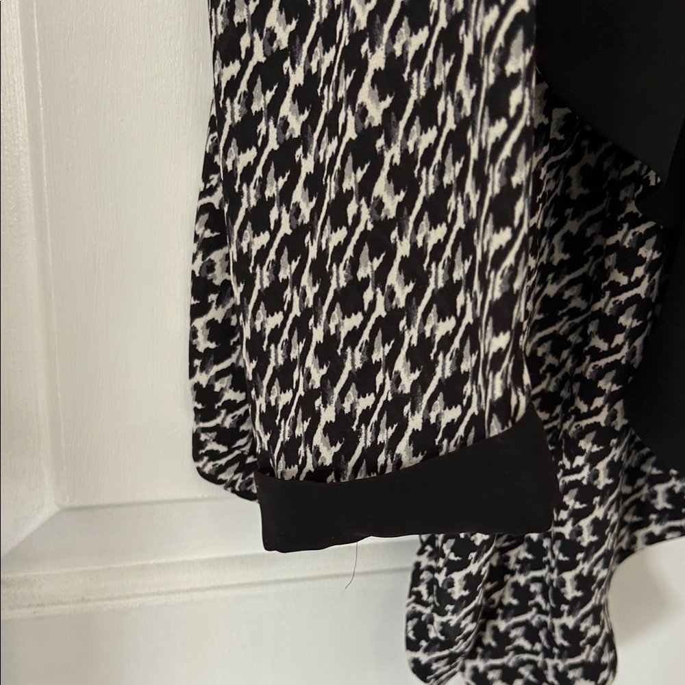 Forever 21 Monochrome Patterned Open Cardigan - image 4